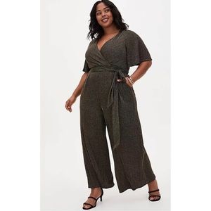 Torrid Shimmer‎ Surplice Neck Wide Leg Jumpsuit Size 4